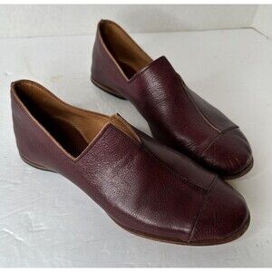 Elegant Burgundy Leather Loafers
